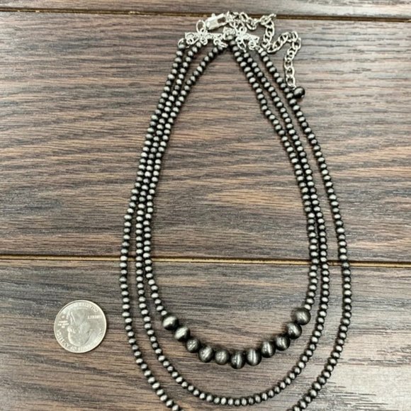 Western Navajo Necklace Three Strand - Picture 3 of 3